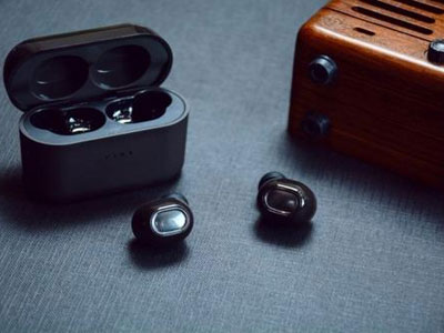 高價值和實用的藍牙耳機設計讓您在幾分鐘內印象深刻。